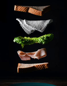 Sastojci sendviča koji su u zraku